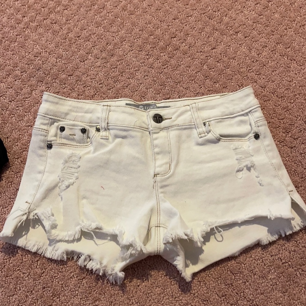 white jean shorts